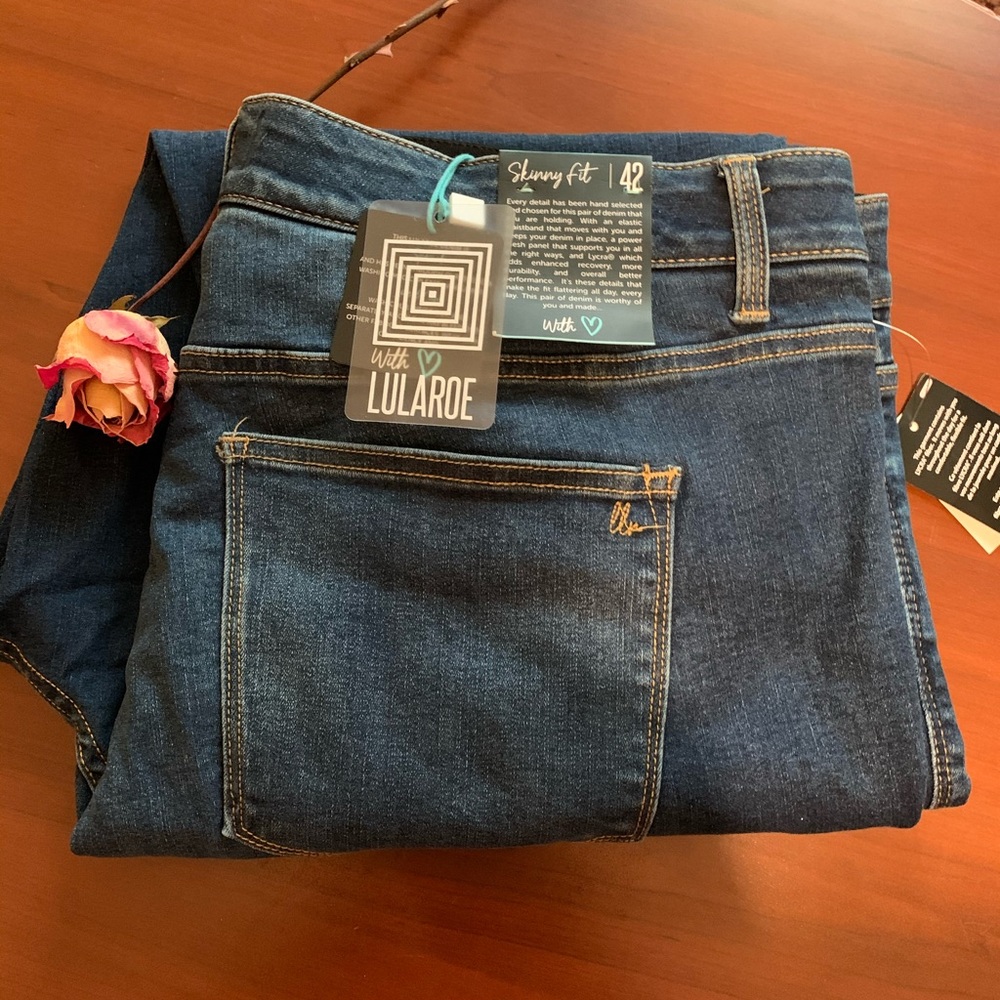 🌸LuLaRoe Skinny Fit Denim Jeans🌸